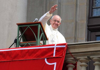 Rio de Janeiro, 26 Temmuz 2013. Papa Francisco, Dünya Gençlik Günü 'nde Rio de Janeiro' yu ziyaret etti. Papa Francisco, Gloria, Rio de Janeiro, Brezilya 'dan geçiyordu.