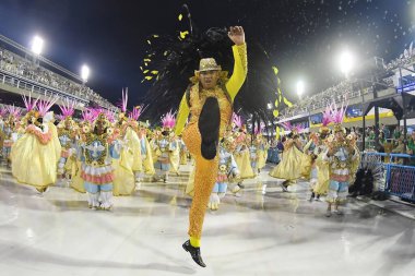 Rio de Janeiro, 23 Şubat 2020. Rio de Janeiro 'daki karnaval sırasında, Sambodromo' da, Rio de Janeiro şehrinde, dünyanın en büyük karnavalı olarak kabul edildi..