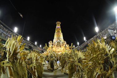 Rio de Janeiro, 23 Şubat 2020. Samba okulu Beija Flor 'ın geçit töreni, Rio de Janeiro' daki karnavalda, dünyanın en büyük karnavalında, Rio de Janeiro şehrindeki Sambdromo 'da.