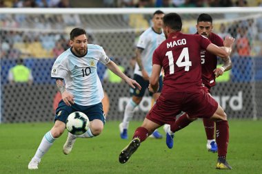 Rio de Janeiro, Brezilya, 28 Haziran 2019. Arjantinli futbolcu Lionel Messi, Copa America 2019 Maracan Stadyumu 'nda oynanan Venezuela - Arjantin maçı sırasında.