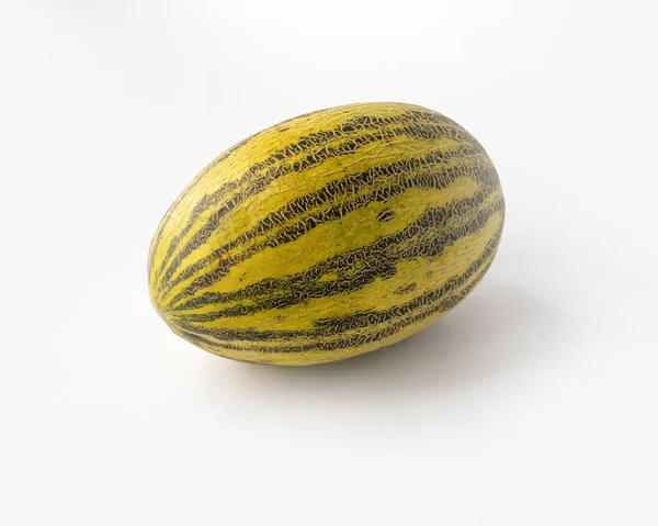 Gelb Gestreift Mit Grünen Streifen Längliche Melone Auf Weißem Hintergrund — Stockfoto