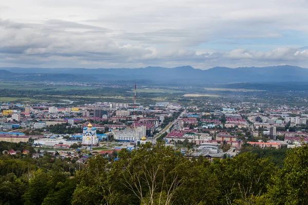 Jużno Sachalińsk Rosja Sierpnia 2019 Widok Góry Bolszewickiej Miasta Okolicy — Zdjęcie stockowe