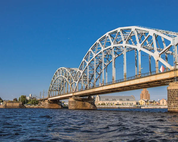 Fragmento Del Puente Ferroviario Que Cruza Río Daugava Riga Capital — Foto de Stock