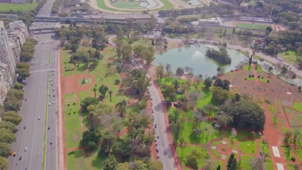 布宜诺斯艾利斯市 拉各斯 德拉巴勒莫 的空中景观 主要大街 小泻湖和靠近 — 图库视频影像