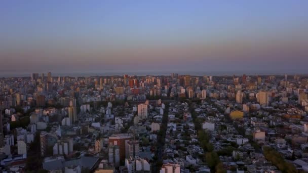 布宜诺斯艾利斯市郊区一个温暖的夏夜美景 — 图库视频影像