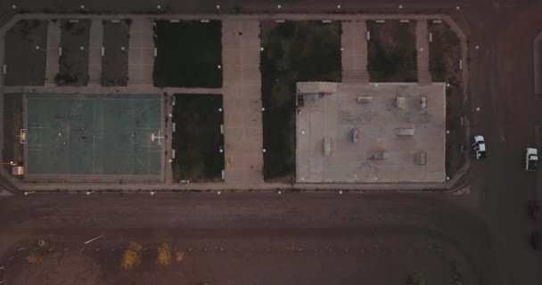 Vzdušný Pohled Malý Veřejný Park Uprostřed Města Argentině — Stock video