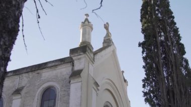 Cordoba Arjantin 'de küçük bir kasabadaki eski bir kilisenin cephesi