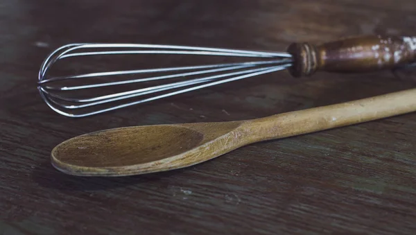 Whisk Wood Spoon Table — Stock Photo, Image