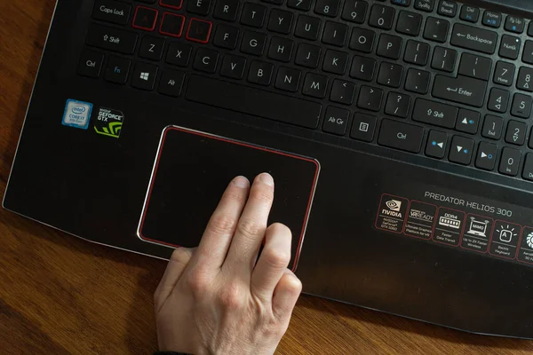 Women Using Mouse Pad Notebook Doing Home Office Searching — Stock Photo, Image