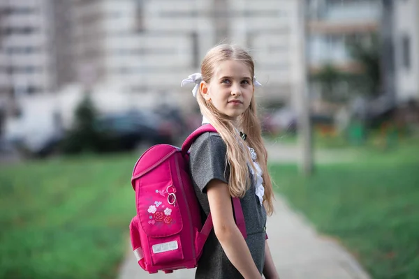 Schoolgirl Wearing School Uniform Carrying Big Pink Backpack Goes School — Stock Photo, Image
