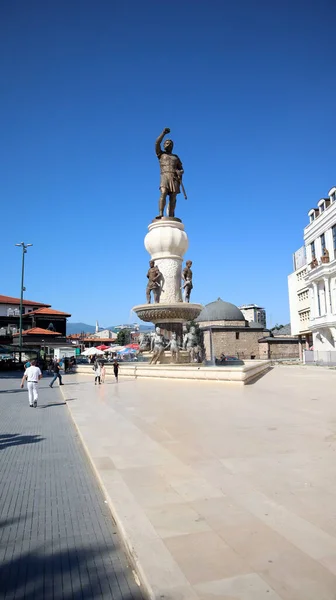Skopje Macedonia Del Norte Junio 2019 Estatua Filip Padre Alejandro Fotos De Stock Sin Royalties Gratis