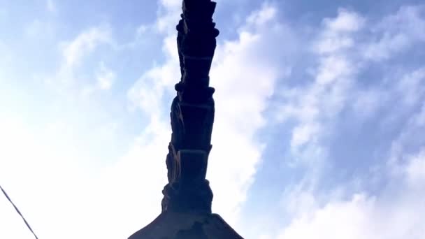 Beautiful ornamented roof of a Balinese Pavillion. — Stock Video