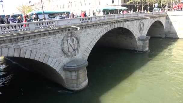 Uitzicht Seine Bij Saint Michel Brug Parijs April 2018 — Stockvideo