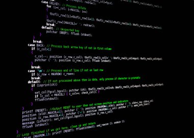 Bir bilgisayar programı için kaynak kodunun bir parçası. Bir açıdan bak. Sola odaklan, metin sağdaki bulanıklığa kayar. Programlama dili C. Fotoğrafçı tarafından yazılmıştır (telif hakkı sorunu yoktur).).