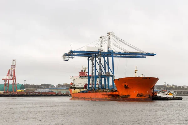 Schip Met Twee Grote Kranen Kranen Zijn Het Type Dat — Stockfoto