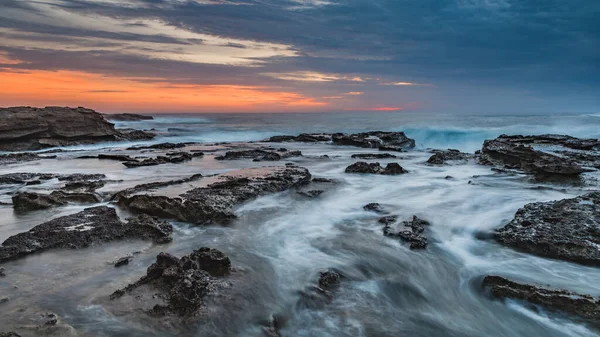 Rocky Sunrise Seascape Norah Head Central Coast New South Wales — Stok fotoğraf