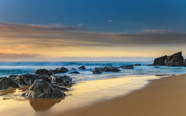 Streaky Rocky Sunrise Seascape Killcare Beach Central Coast Nsw Ausztrália — Stock Fotó