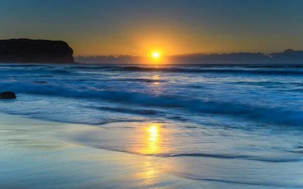 Sunrise Seascape Sun Lights Macmasters Beach Central Coast Nsw Australia — Stock Photo, Image