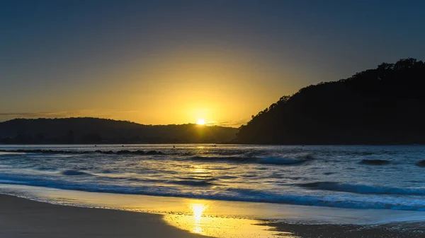 Fånga Soluppgången Från Ettalong Beach Point Och Umina Beach Central — Stockfoto