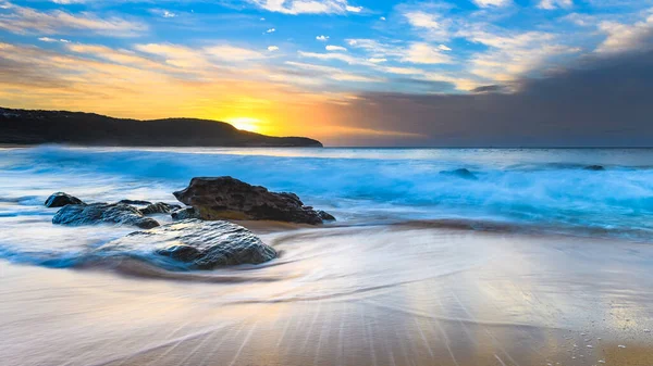 Capturando Amanecer Desde Killcare Beach Costa Central Nsw Australia —  Fotos de Stock
