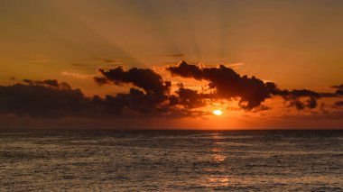 Avoca Beach, Central Coast, NSW, Avustralya 'dan Sun Rays Seascape