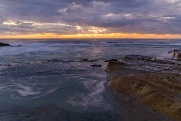 Moody Sunrise Seascape Blue Bay Central Coast Nsw Ausztrália — Stock Fotó