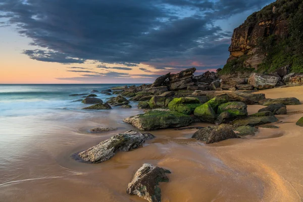 Sunrise Seascape Rocky Headland Desde Killcare Beach Costa Central Nsw — Foto de Stock