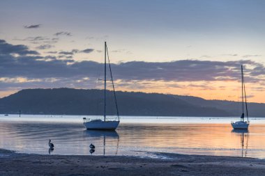 Gündoğumunu Koolewong rıhtımındaki Couche Park 'tan çekiyoruz..