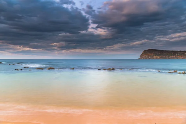 오스트레일리아 Nsw 코파카바나에서 해돋이를 — 스톡 사진