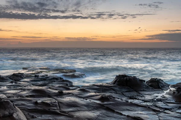 Sunrise Seascape North Avoca Beach Rock Platofrm Central Coast Nsw — стоковое фото