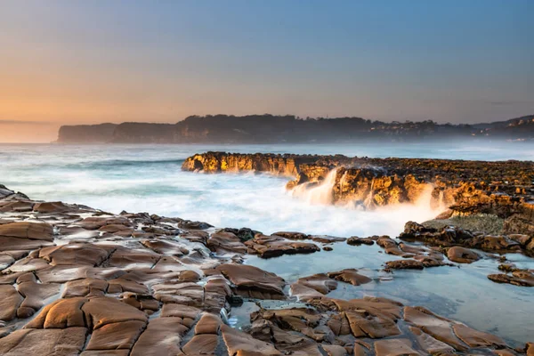 Sunrise Seascape North Avoca Beach Rock Platofrm Central Coast Nsw — Stockfoto