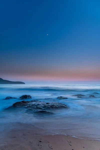 Iridescente Alba Blu Killcare Beach Sulla Costa Centrale Nsw Australia — Foto Stock