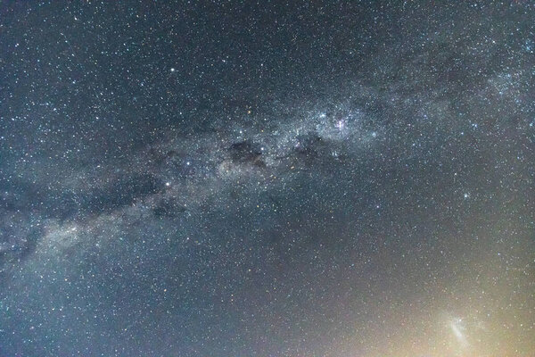 Млечный Путь от пляжа Киллкэр на центральном побережье Нового Южного Уэльса, Австралия
.