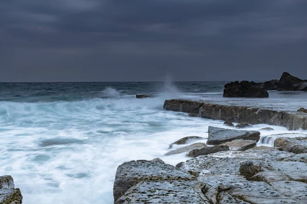 Moody Sunrise Seascape Forresters Beach Costa Central Nsw Australia — Foto de Stock