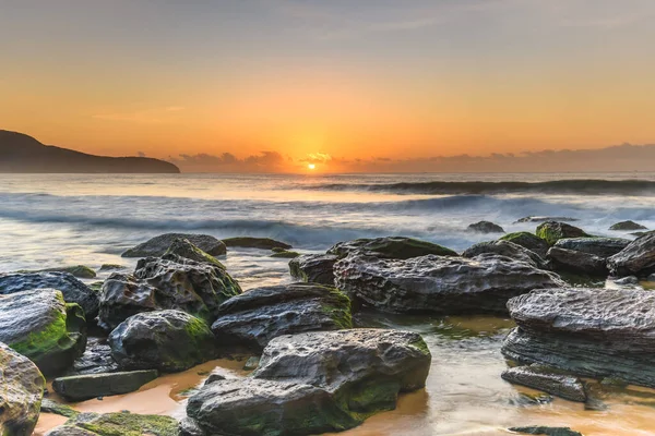 Soft Sunrise Seascape Killcare Beach Costa Central Nsw Austrália — Fotografia de Stock