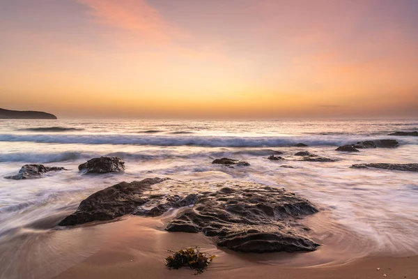 Soft Dawn Seascape Killcare Beach Costa Central Nsw Austrália — Fotografia de Stock