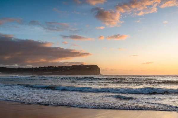 Sunrise Seascape Con Nuvole Macmasters Beach Sulla Costa Centrale Nsw — Foto Stock