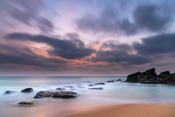 Killcare Beach Nsw Avustralya Daki Killcare Beach Ten Bulutlarla Dumanlı — Stok fotoğraf