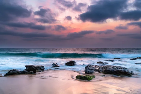 Smoky Summer Sunrise Clouds Killcare Beach Central Coast Nsw Australia — Zdjęcie stockowe