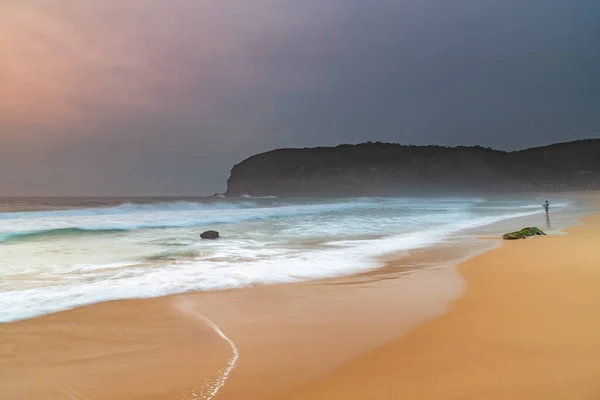 Dunst Und Hohe Wolken Sonnenaufgang Vom Macmasters Beach Der Zentralküste — Stockfoto