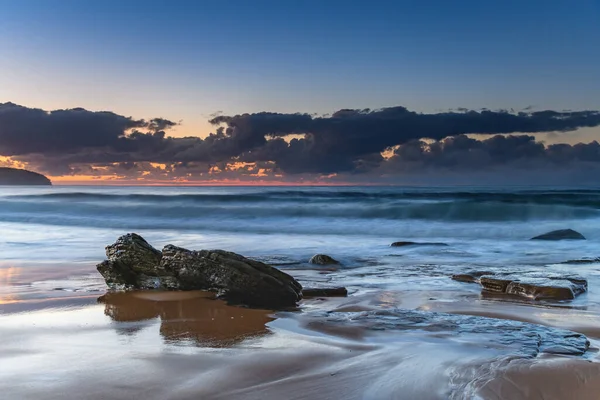 Paisaje Marino Amanecer Con Nubes Killcare Beach Costa Central Nsw —  Fotos de Stock