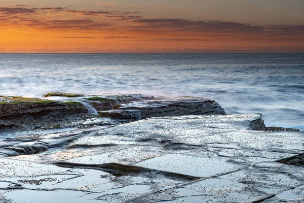 Sonnenaufgang Von Der Felsplattform Über Dem Meer Bei Haven Terrigal — Stockfoto