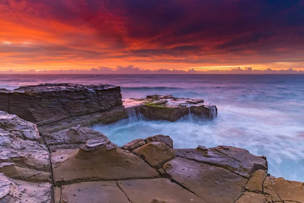 Capturando Amanecer Desde North Avoca Beach Costa Central Nsw Australia — Foto de Stock
