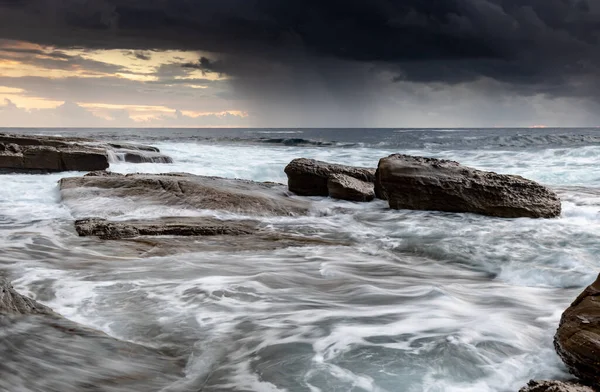 Capturando Amanecer Desde Skillion Terrigal Costa Central Nsw Australia — Foto de Stock