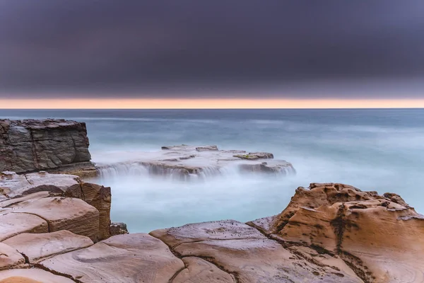 Capturando Amanecer Desde North Avoca Beach Costa Central Nsw Australia — Foto de Stock