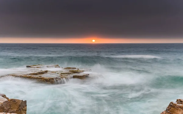 Capturando Amanecer Desde North Avoca Beach Costa Central Nsw Australia — Foto de Stock