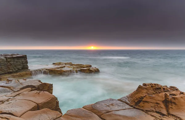 Befogni Napfelkeltét Észak Avoca Beachről Central Coast Ausztrália — Stock Fotó