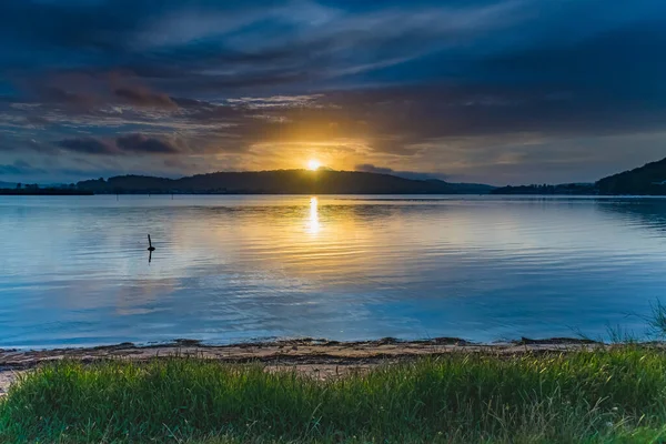 Capturando Amanecer Desde Woy Woy Waterfront Costa Central Nsw Australia — Foto de Stock