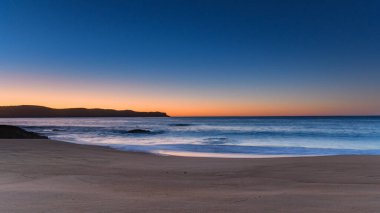 Kuzey İnci Sahili 'nden gün doğumunu görüntülemek, NSW, Avustralya.