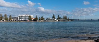 Avustralya, NSW 'nin merkez kıyısındaki Kuzey Girişi' nin liman manzarası.